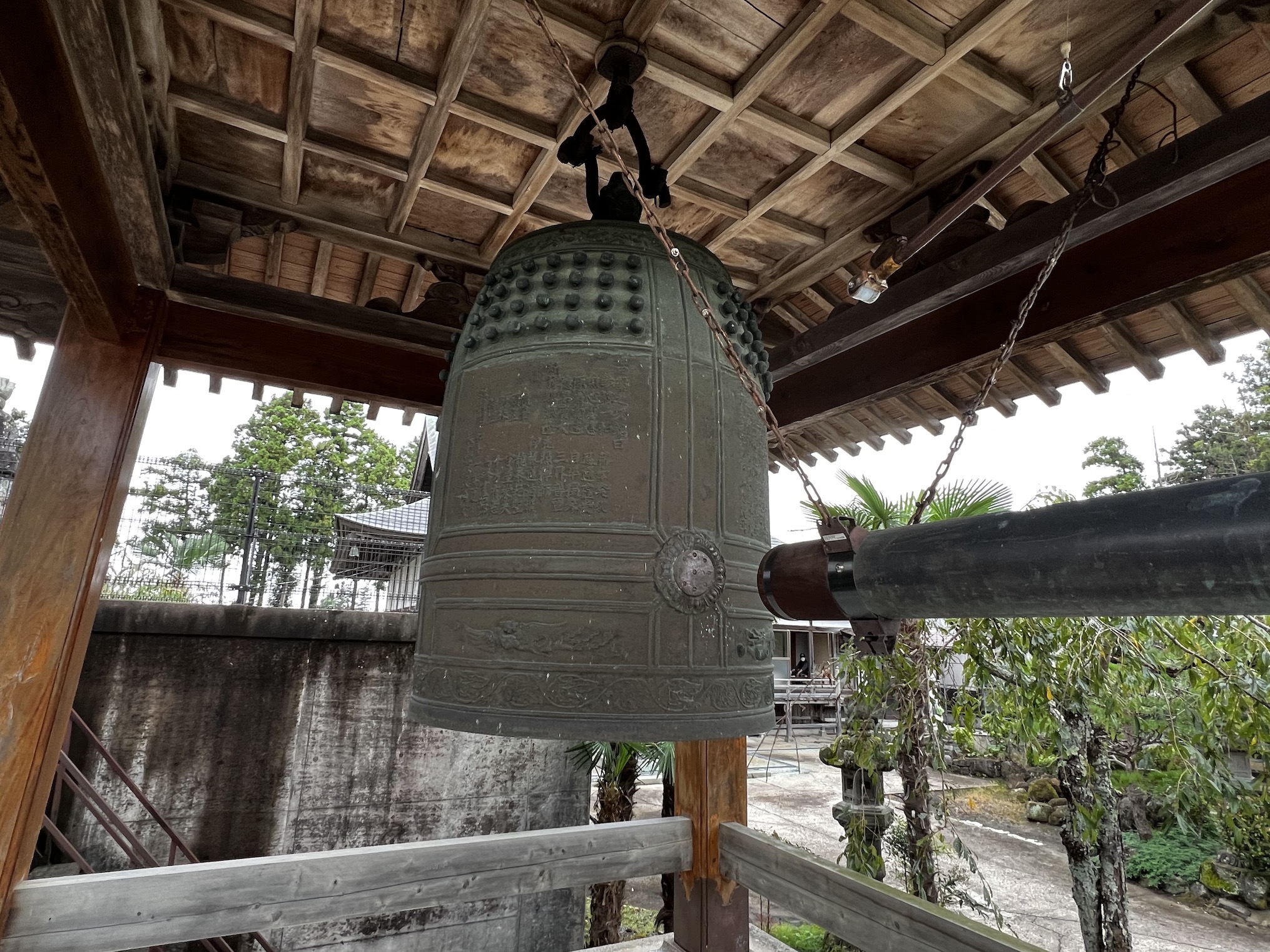 守屋栄夫が奉納した長照院の梵鐘（宮城県大崎市）